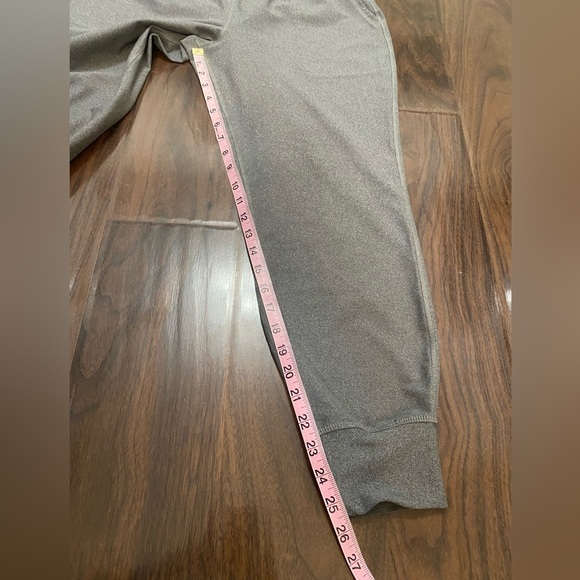 Old Navy Active Powersoft leggings - Picture 7 of 7